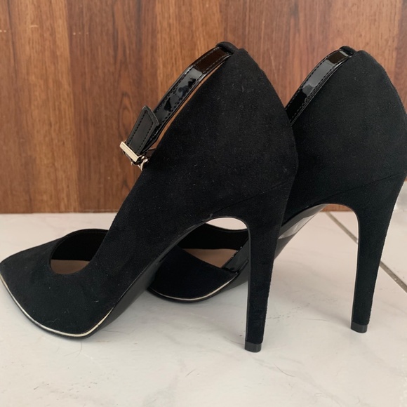 Call it Spring - Picture 5 of 6